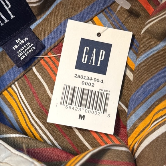 NWT GAP Men's Multicolor Striped Long Sleeve Button Down Shirt Size M 15-15 1/2 - Picture 7 of 10